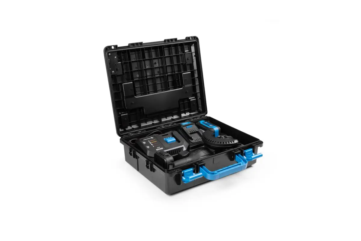 Kutna brusilica s regulacijom brzine 125 mm, motor bez četkica, 18V, 2x4Ah baterije + 4A punjač u modularnoj kutiji